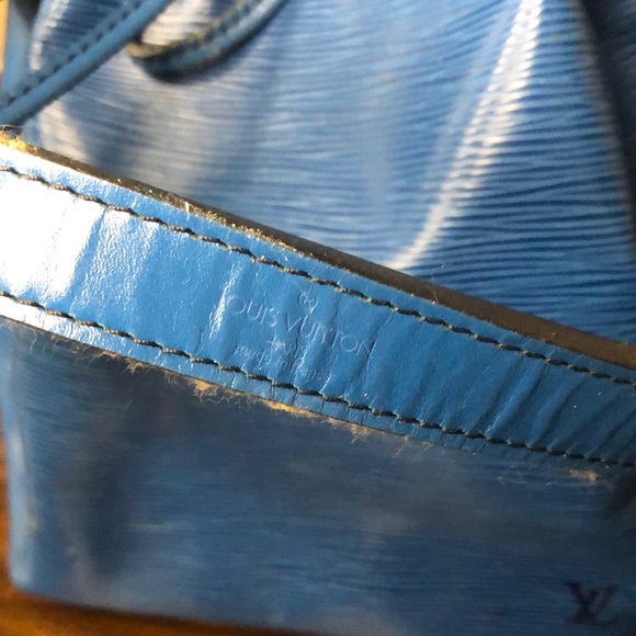 LOUIS VUITTON Petite Noe Toledo Blue Epi Leather Drawstring Bucket Bag AUTHENTIC - Picture 9 of 17